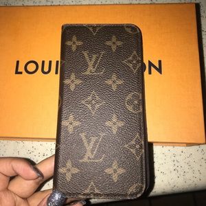 Louis vuittion iPhone folio (6,7&8plus)